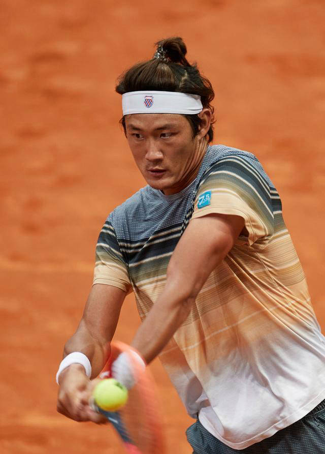 ATP500迪拜站首轮：张之臻鏖战不敌阿利亚西姆，遗憾止步首轮