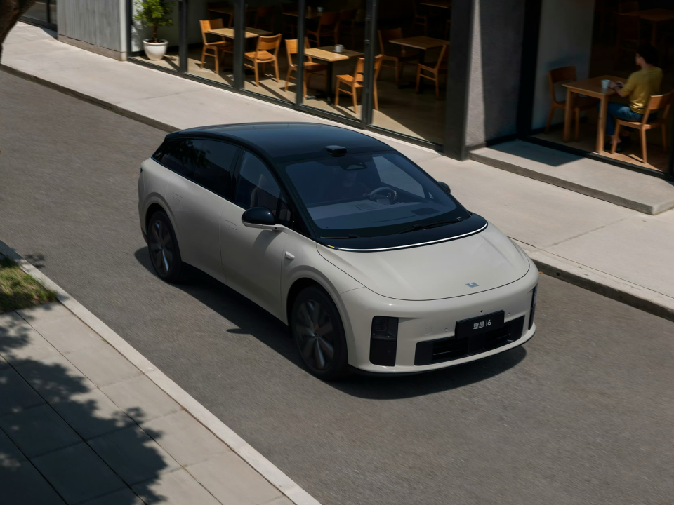 理想i6交付时间拉长，电池的锅？比亚迪这一手，其他车企只剩羡慕