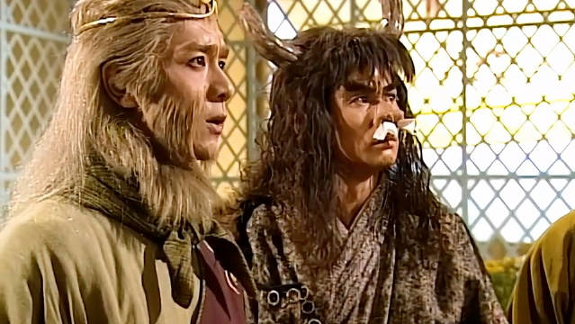 西游记2:通臂猿猴约战孙悟空，孙悟空虽然赢了但并不光彩.