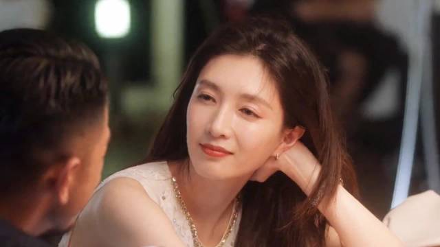 灯火阑珊 漫妮 你在国外还好吗 三十而已｜江疏影｜王漫妮