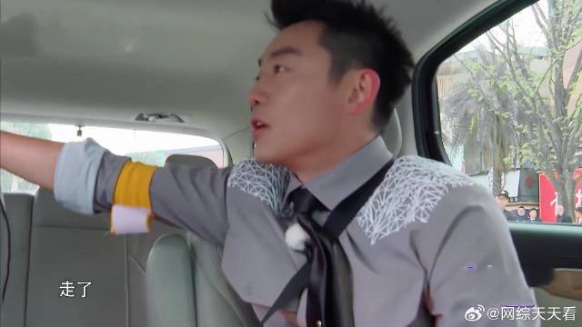 跑步这块还得是小猎豹 郑恺速度太快李晨都追不上，刺激！