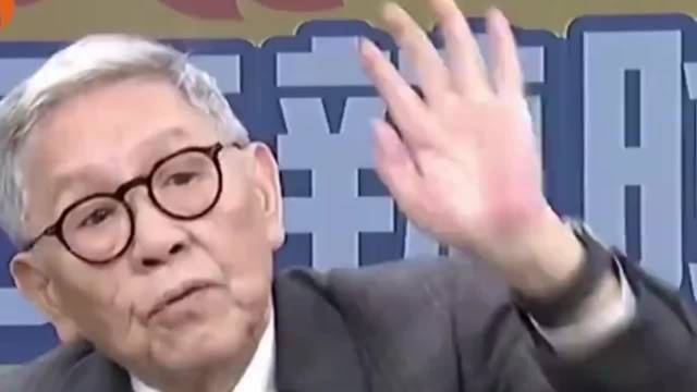 帅化民称美航母近年避让大陆舰队