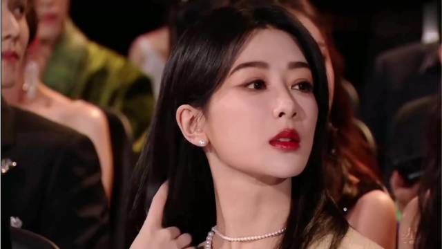 星光大赏内场紫超美，怼脸镜头绝了！啊啊啊，疯狂心动