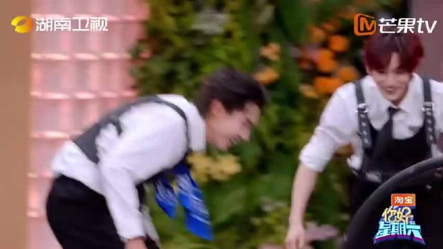 潘粤明你好星期六抛圈停不下来