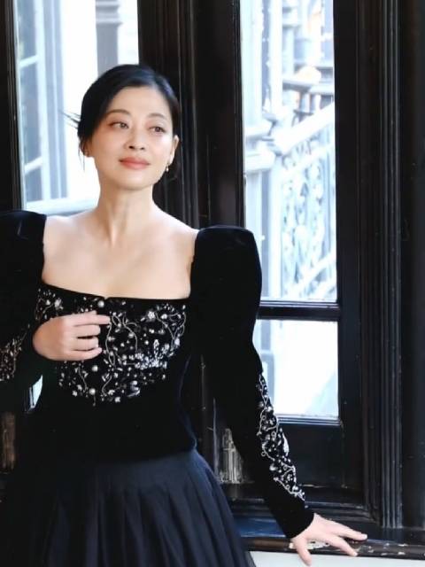 牛莉辞演梅婷救场，3天接演成就《父母爱情》经典