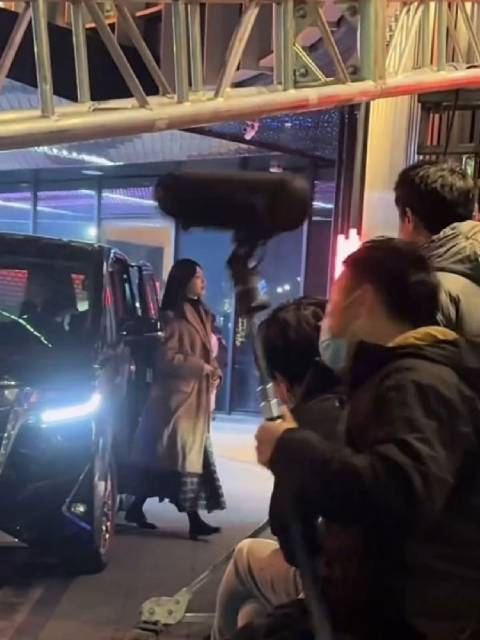 唐嫣此刻的生活陈岩 ！