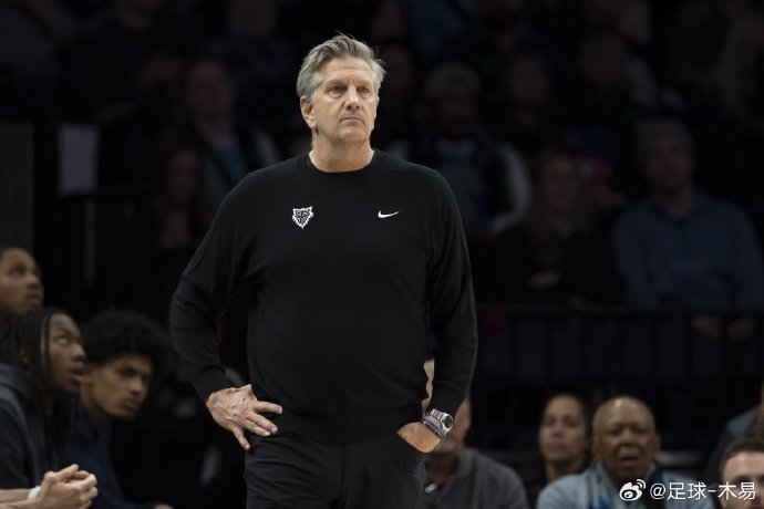 格兰特在开拓者对阵森林狼的比赛中末节独得10分，具体有哪些关键表现？