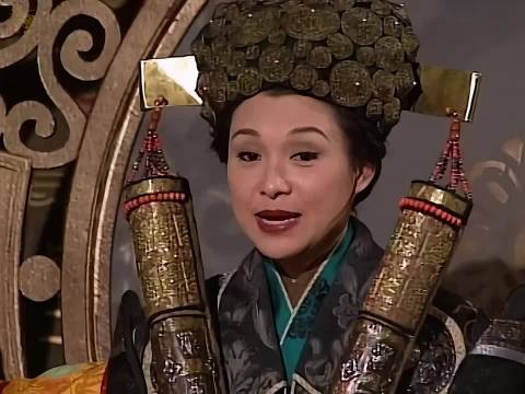 西游记：唐僧师徒竟要被册封为妃子，女儿国的女人们确实很疯狂.