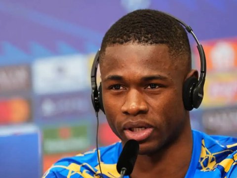 阿森纳领跑6000万前锋争夺战，切尔西或强势“截胡”