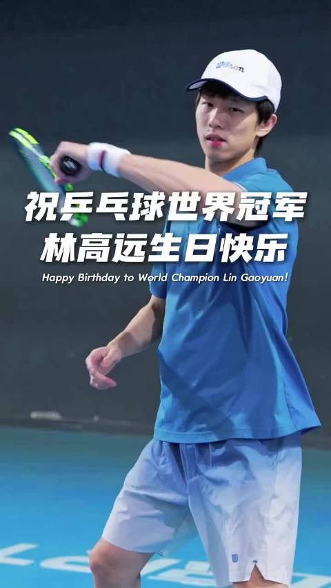 好喜欢这个视角的采访 有大腿肉看！