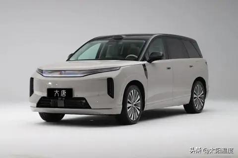 比亚迪大唐来了，950km续航硬刚问界M9