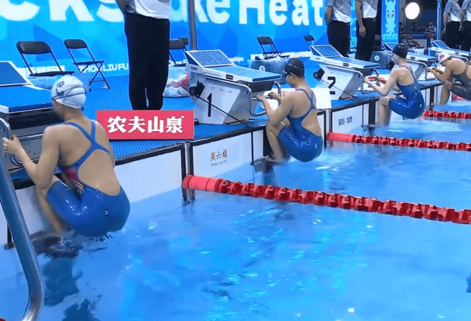 游泳公开赛第2日预赛：张雨霏0.04秒优势晋级，于子迪200仰第九