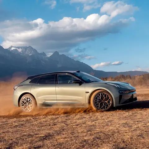 猎装美学与实用主义的融合