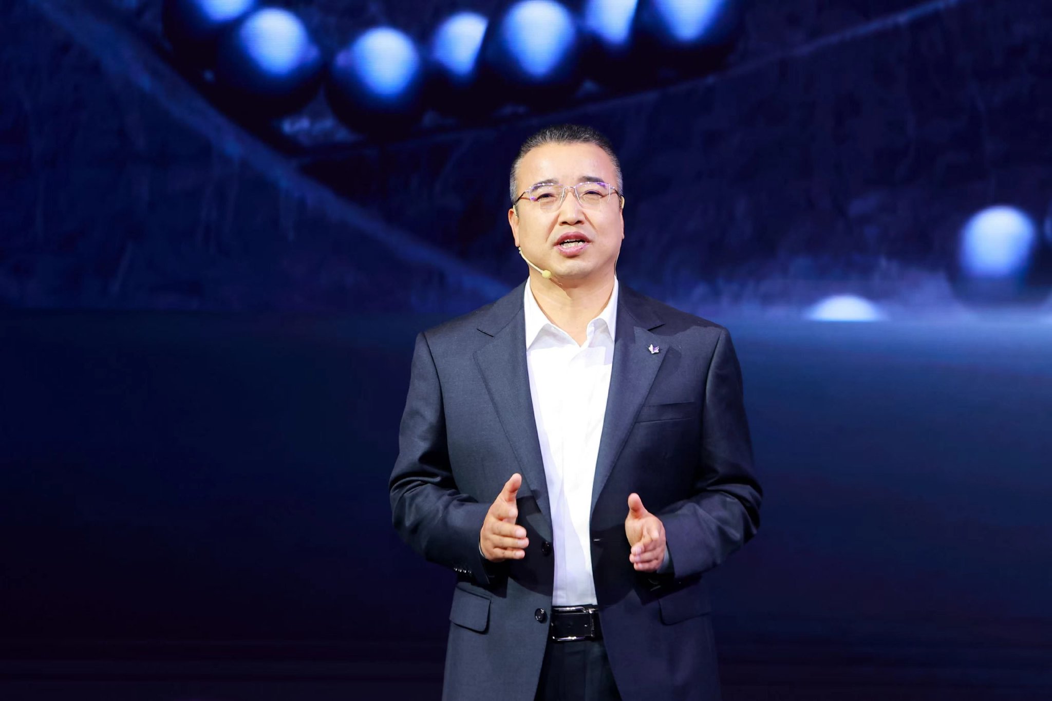 张国富:精准把握发展节奏 极狐实现销量增长