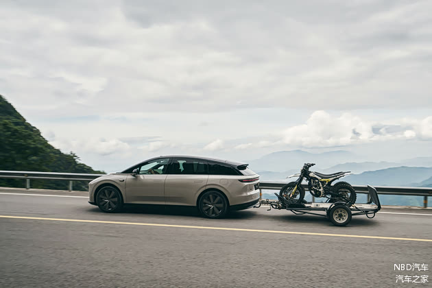 “不走低价路线”!理想i6售价24.98万元