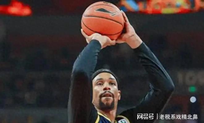 爆冷绝杀!广东1分惜败江苏!怪胡明轩?怪杜锋?