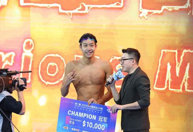 张展硕击败大满贯巨星马腾斯，美国媒体：他是400自世界第一选手