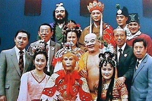 罕见86版西游记幕后花絮照：最后一张致敬猴王感动全场