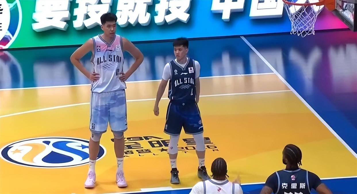 广东队全明星周末杀疯了！徐杰MVP胡明轩三分王，包揽三大奖牌面拉满