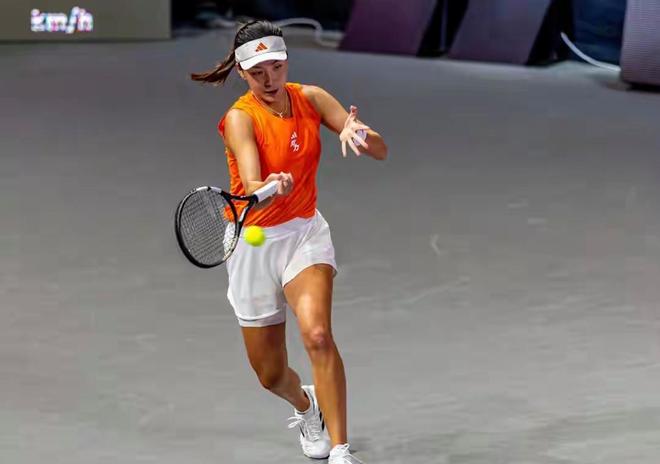 WTA250克卢日-纳波卡站1/4决赛 王欣瑜0-2不敌奥利尼科娃