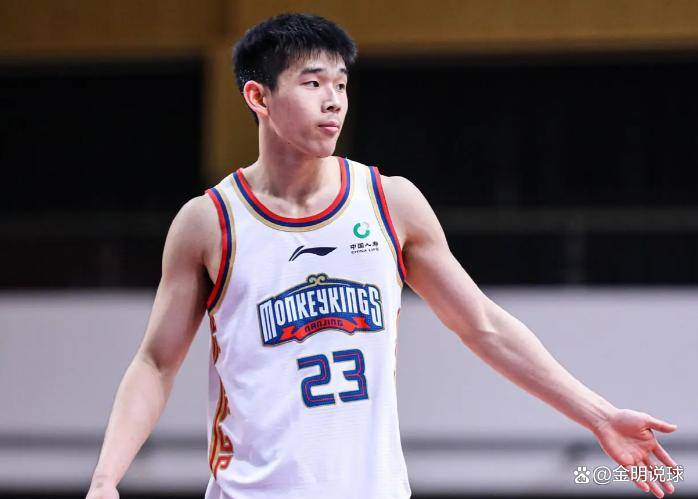 林疯狂2.0！林葳NCAA轰23分+绝平三分，创NCAA新高