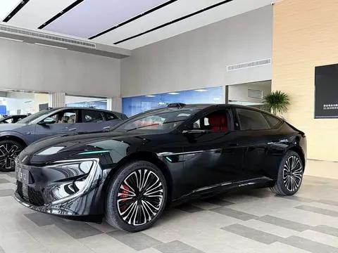 968马力+735km续航，新款阿维塔12来了，家用也能很省心