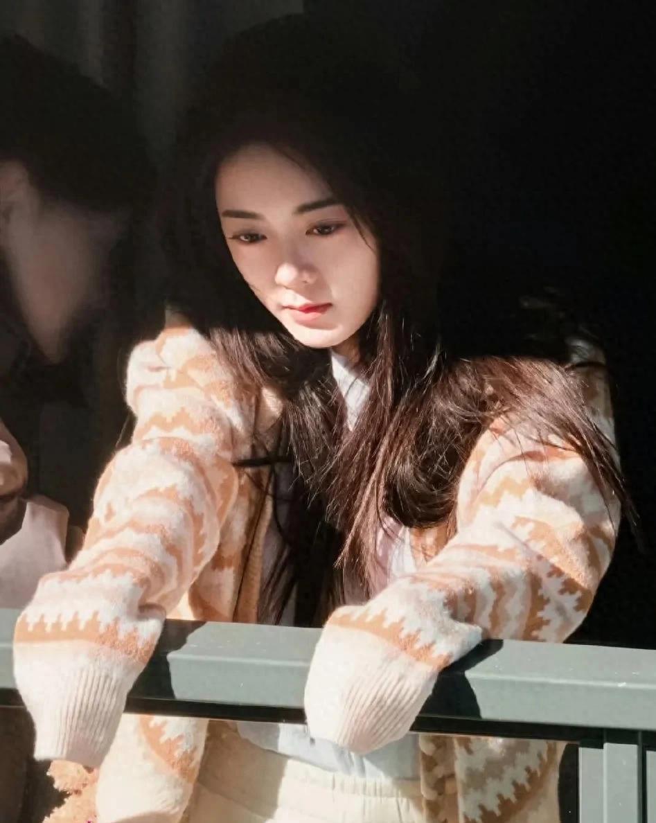 顾漫的《骄阳似我》定档,能否延续之前的神话?就看2位男女主了