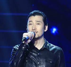 红极一时的宝藏歌手满江,为何消失多年?他为何拥有二段音乐人生_歌曲_罗永浩_生活