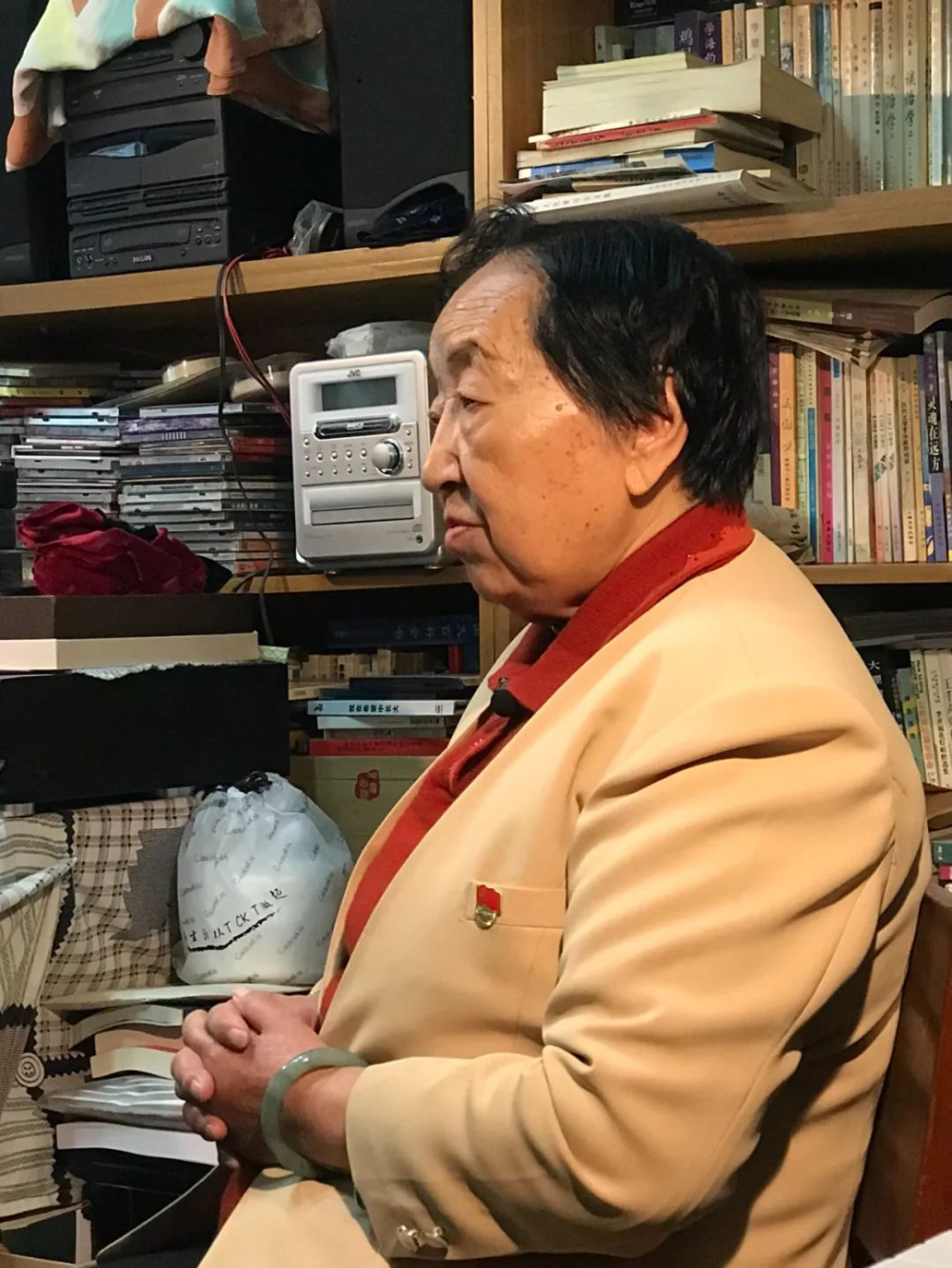 2021年，赵履珠受邀“口述历史”献礼致敬建党百年时说，“不管在哪里，都要为各族人民歌唱！”