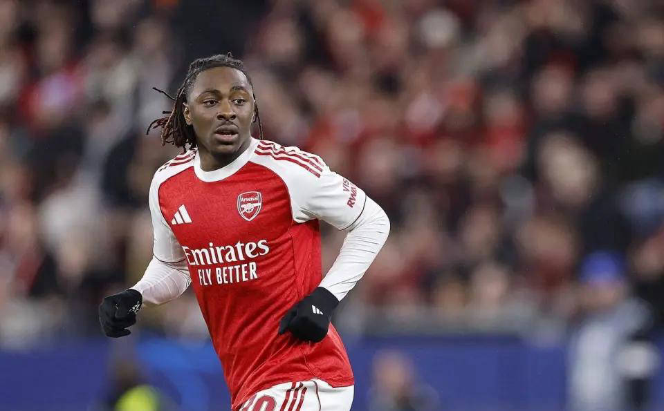 埃泽世界波破门助阿森纳2-0力克勒沃库森，挺进欧冠八强