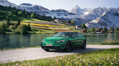 极狐全新阿尔法S5上市,9.98万元起售