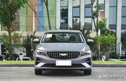 选家轿不想“踩坑”？7-8万市场双雄对决，逸动VS帝豪谁更靠谱