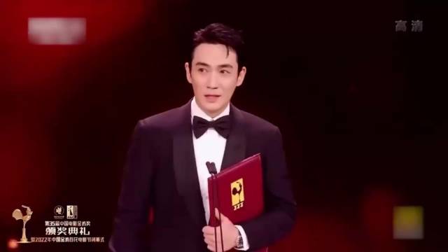 朱一龙获影帝狂泣不舍，三分钟的感动让人难以忘怀