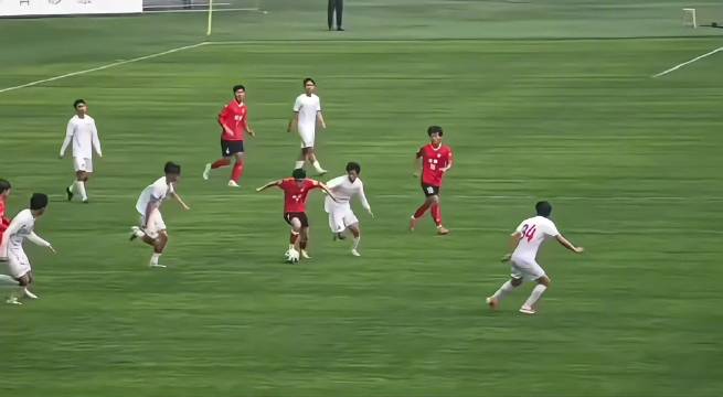 南通1-1上海海港U21热身赛爆发冲突多名球员倒地