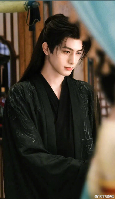 逐玉热度超苍兰诀引爆剧标准之争