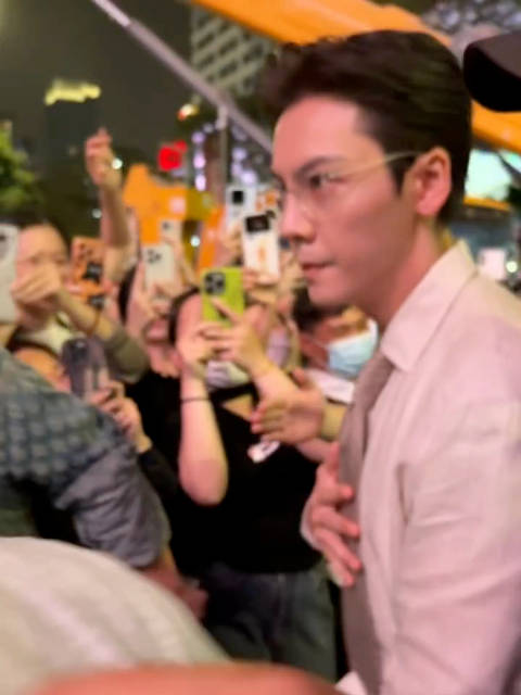 陈伟霆王志诚同台引观众热情