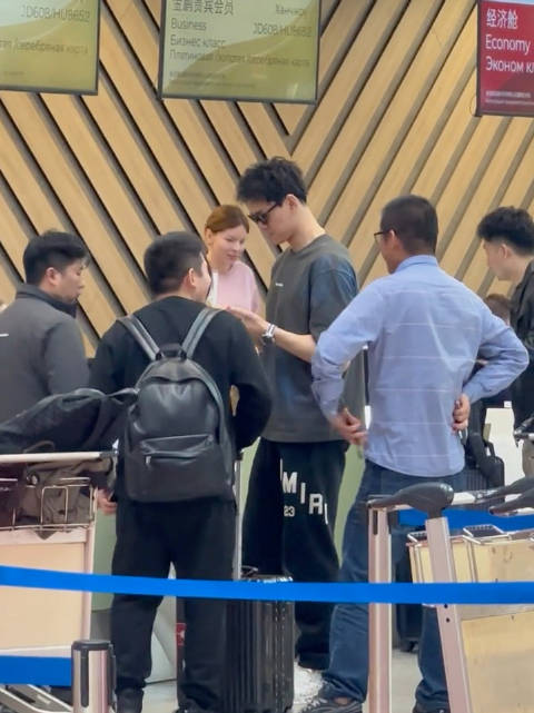 Cr.941740472 下一章：杭少回国