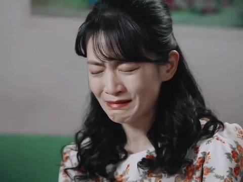 好好怀孕被庄爸爸发现 雨中跪求爸爸让自己留下这个孩子！