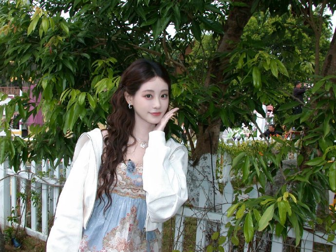 汪铎和祝绪丹在《周五晚高疯》中具体有哪些高甜互动瞬间？