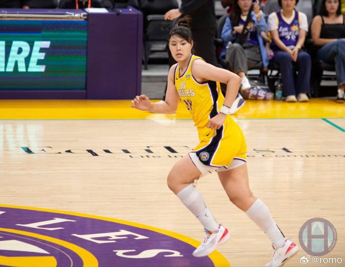 挑战WNBA只为巴黎奥运！李月汝韩旭如何平衡留洋与国家队？