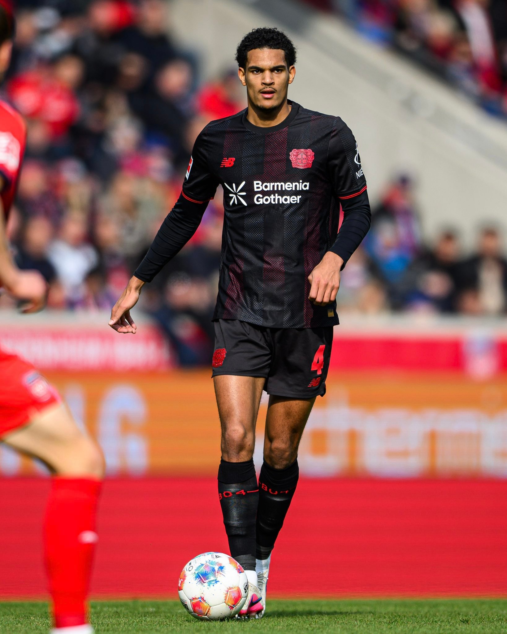 昆萨泰里耶肌肉受伤缺阵数周，无缘国家队热身赛