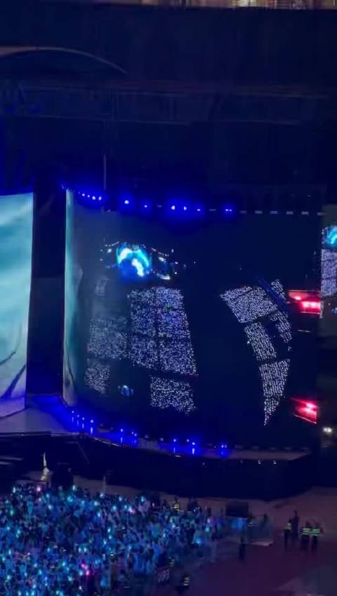 蔡依林演唱会四万人合唱倒带引回忆