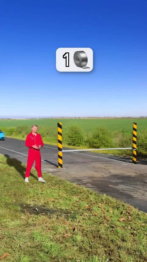 多少胶带拦住兰博基尼？