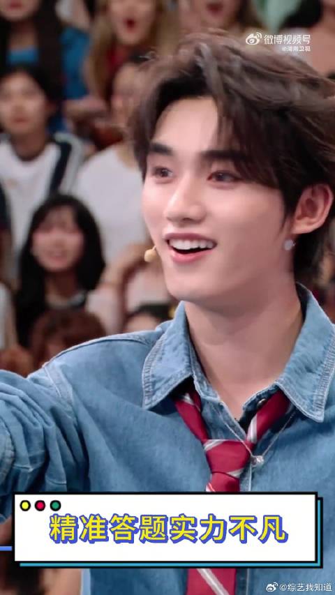 苏醒王铮亮等好六街集结争夺领唱之位