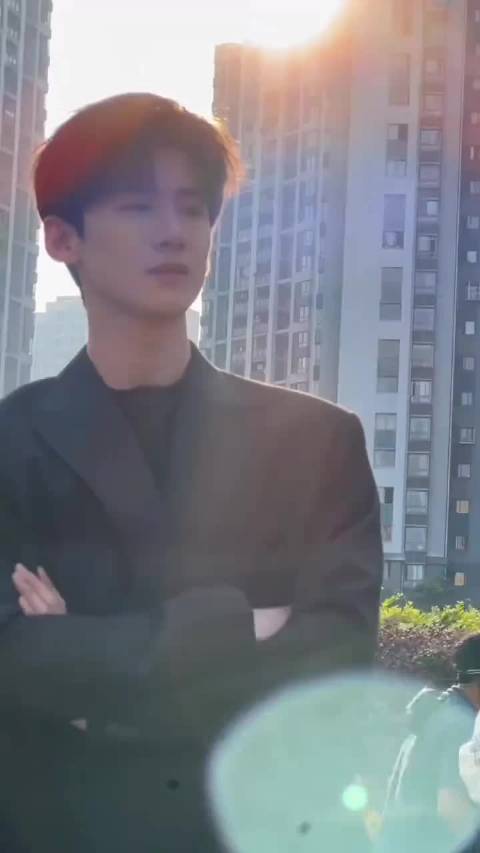 白敬亭粉丝深情告白，纪念喜爱顾九思1000天