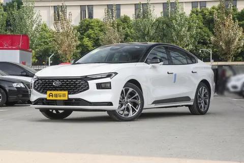 2.0T+8AT，动力够劲，智能空间都贴心，家用驾控两不误