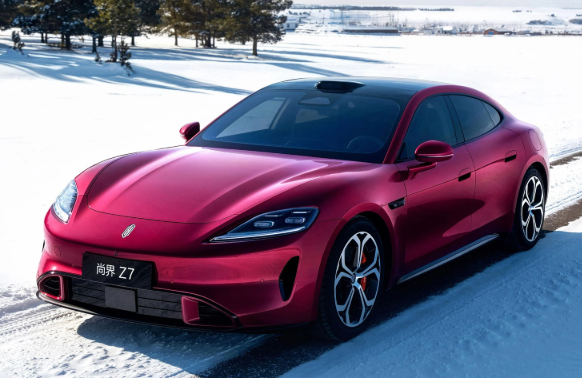 尚界Z7与保时捷Taycan“撞脸”?但价格仅为1/4