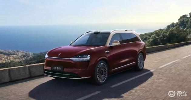 问界M9智能座舱解析：揭秘土豪追捧的秘密