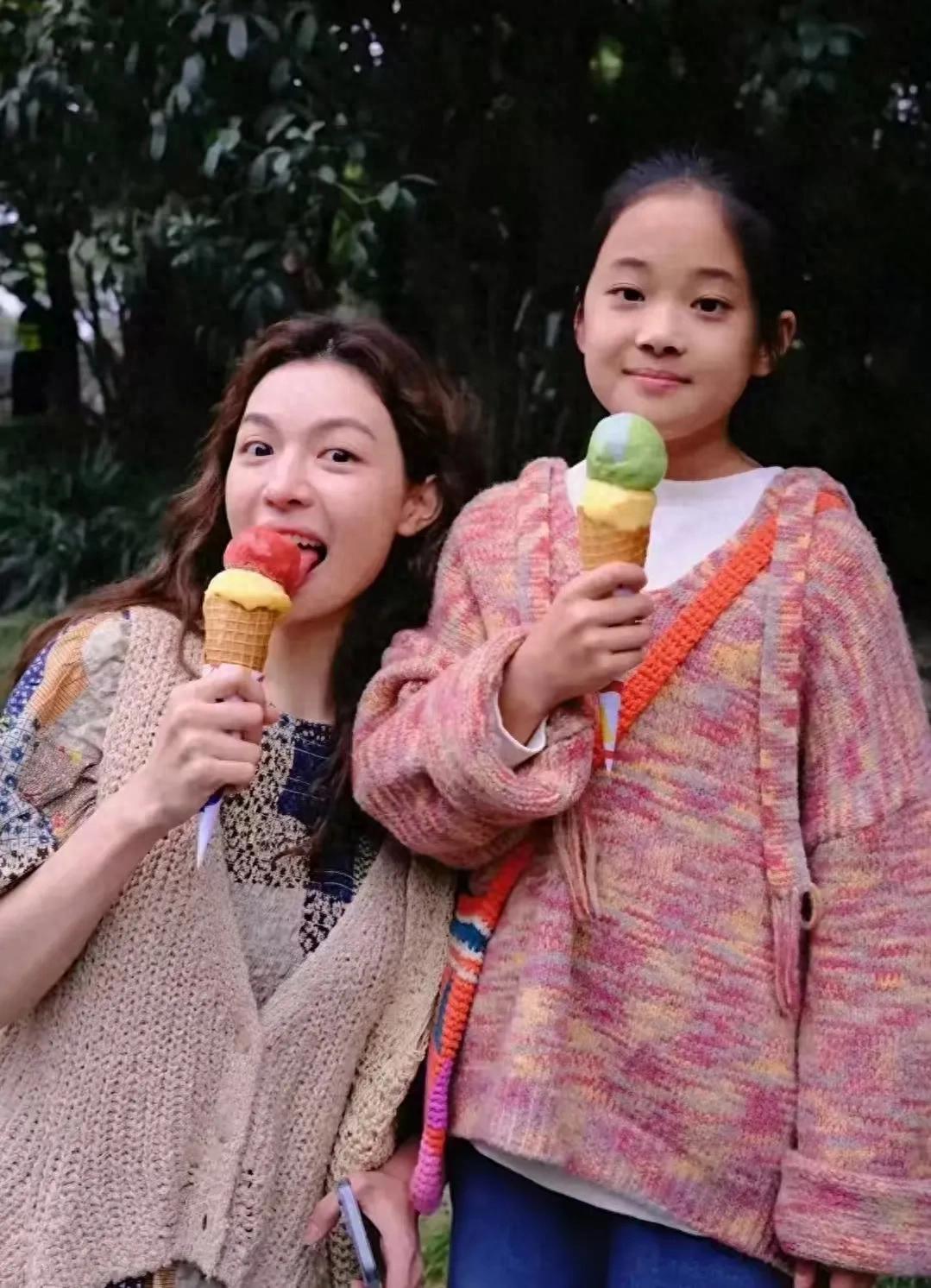 这么小演技还这么好,原来是梅婷的女儿