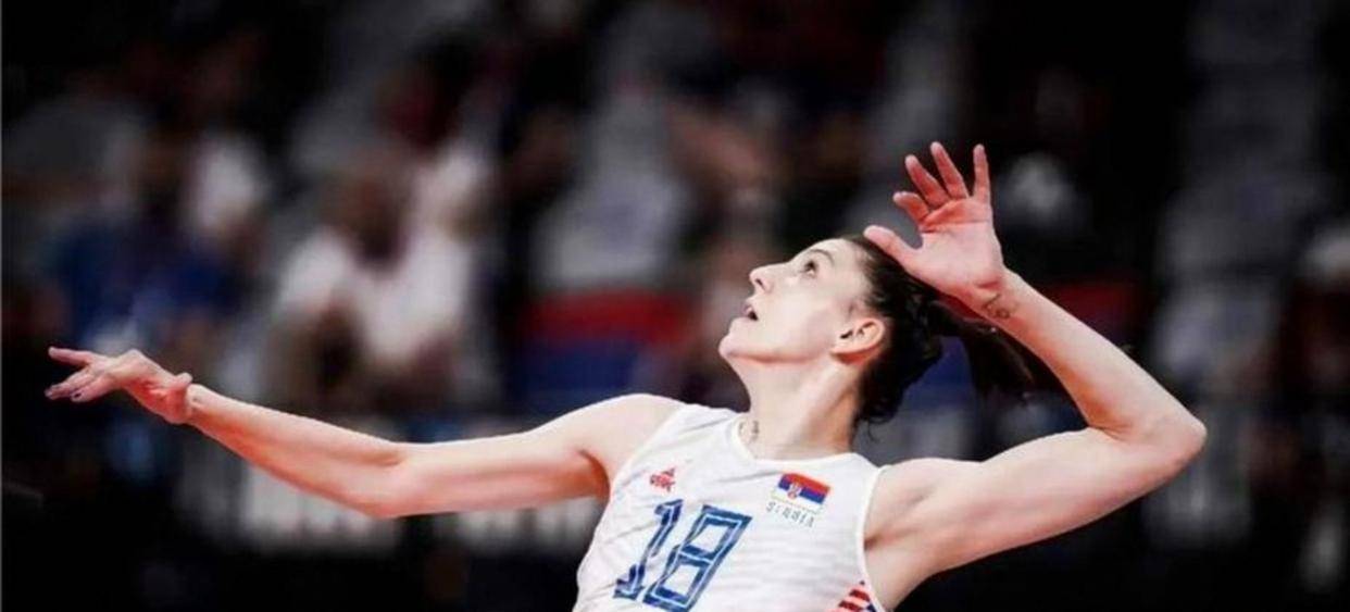 都说博斯科维奇、艾格努是重炮，但在朱婷面前，她们的直线进攻就像撞上了一堵墙，王牌得分都被她一人锁死